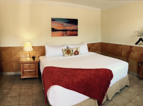 Southwinds Motel image 16